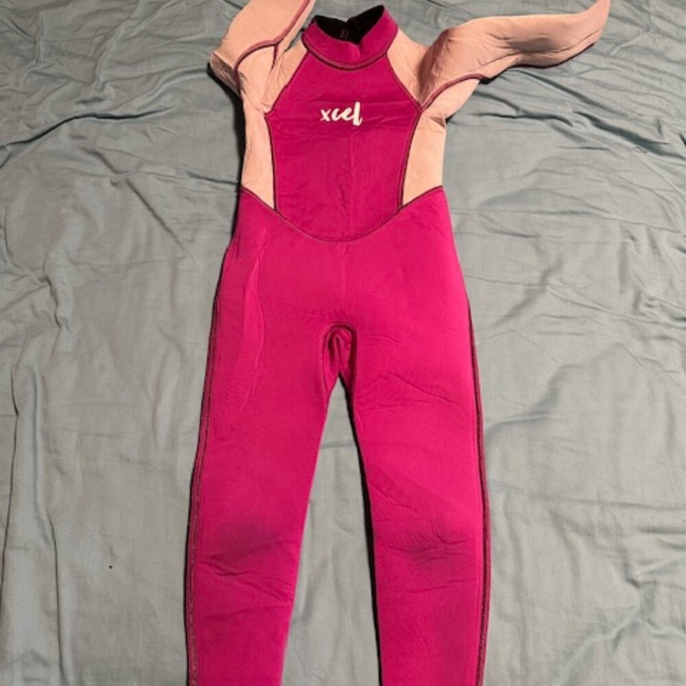 Excel Wetsuit size 2 T